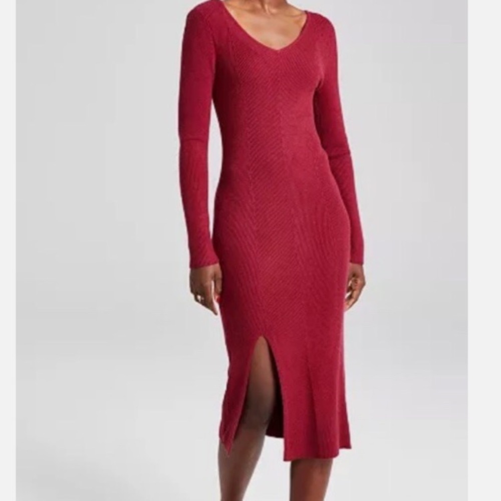 Elegant Burgundy Long Sleeve Dress